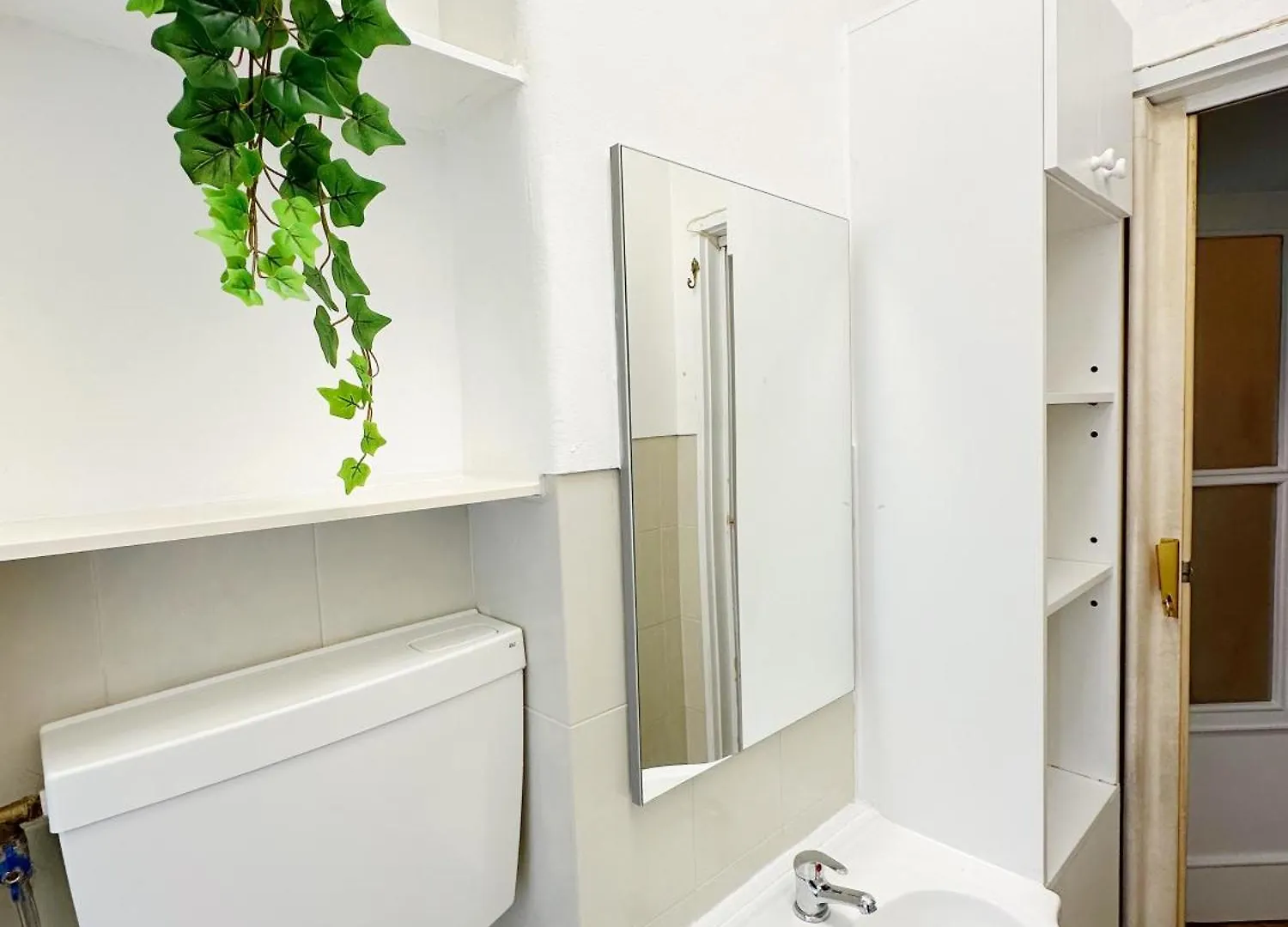 Homestay Soar Home I Urban Nest - Near Airport & Green Park Lisbon