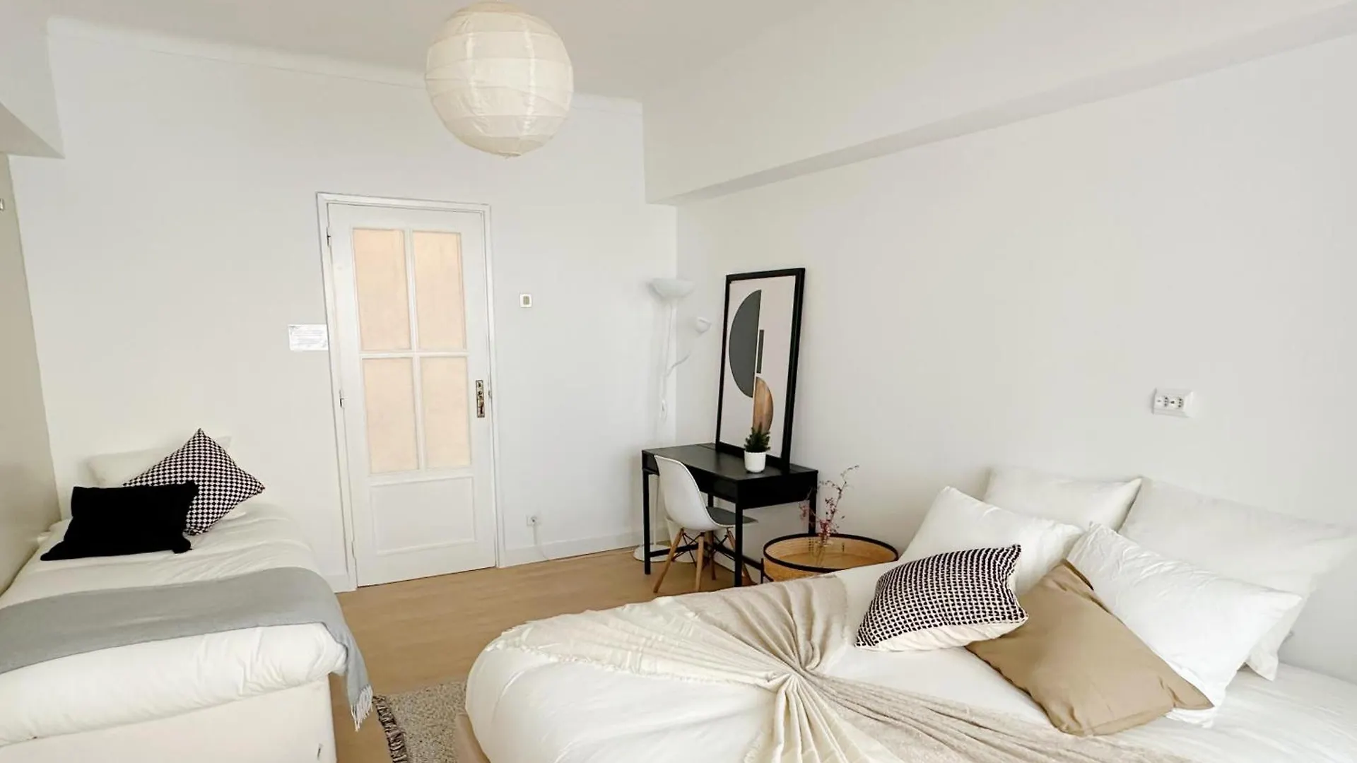 Soar Home I Urban Nest - Near Airport & Green Park Lisbon 0*,
