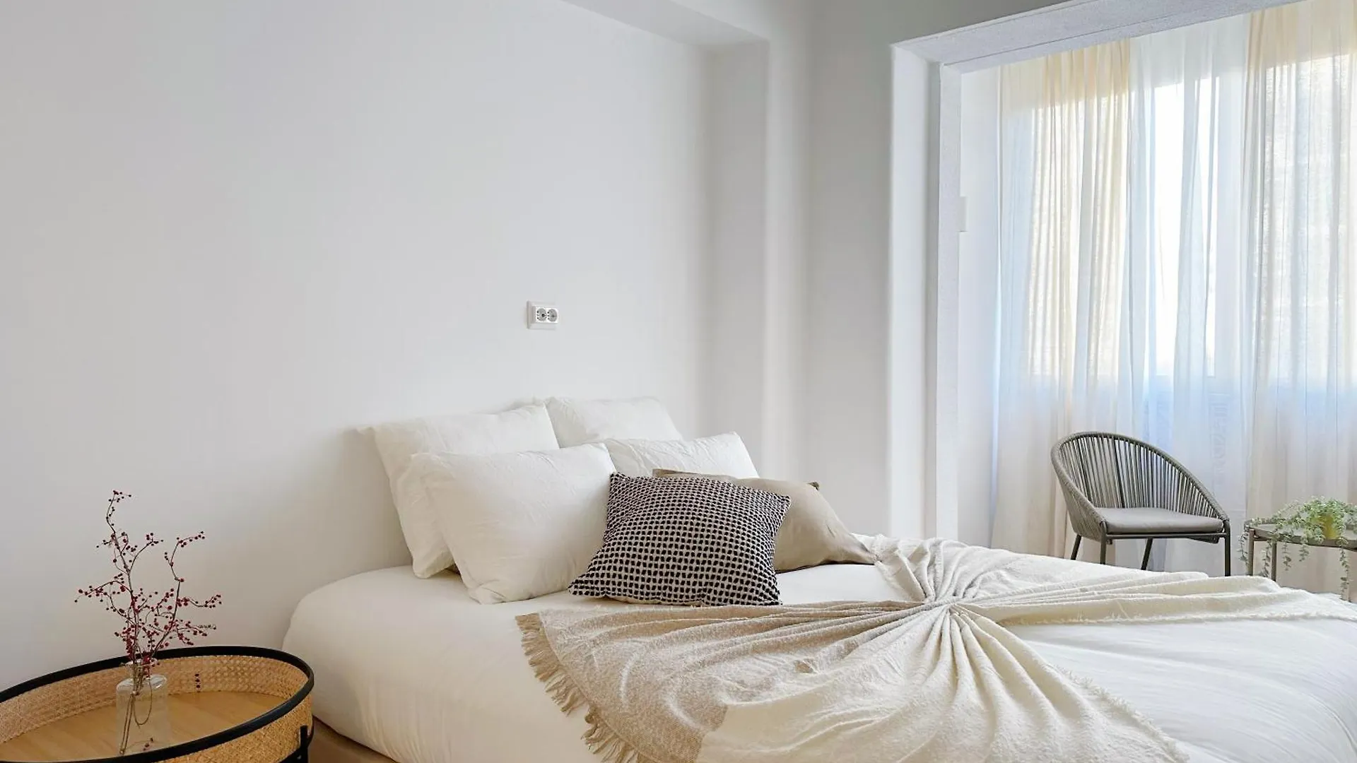 ホームステイ Soar Home I Urban Nest - Near Airport & Green Park リスボン
