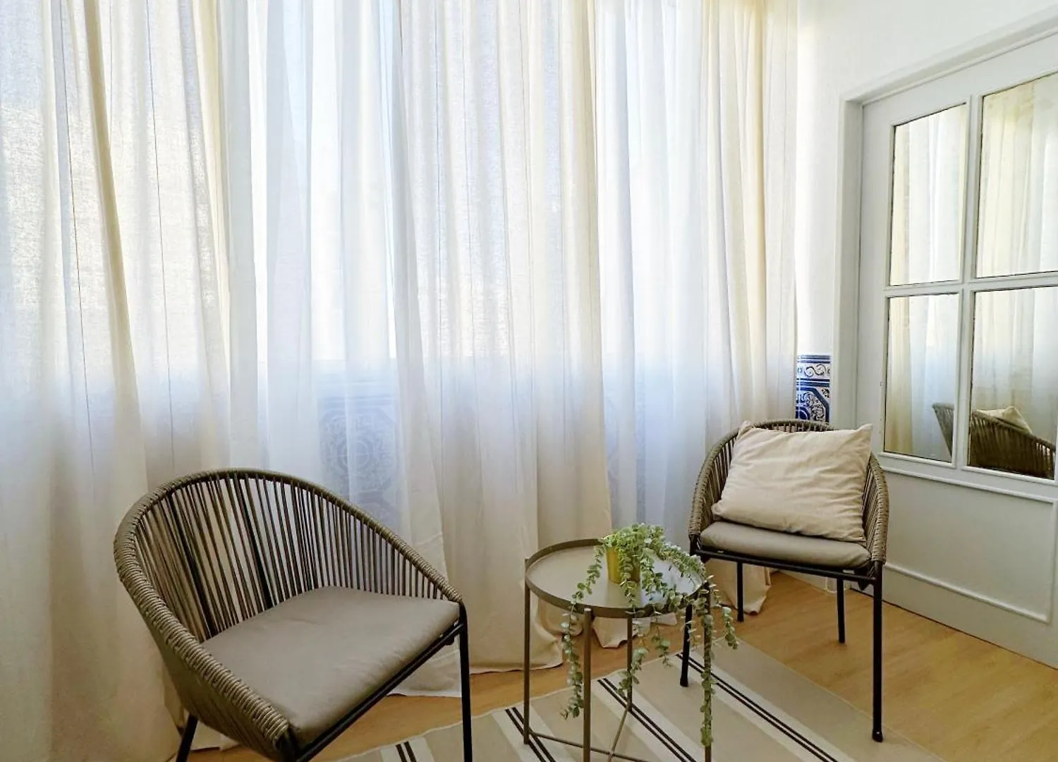 Soar Home I Urban Nest - Near Airport & Green Park Lisbon Homestay